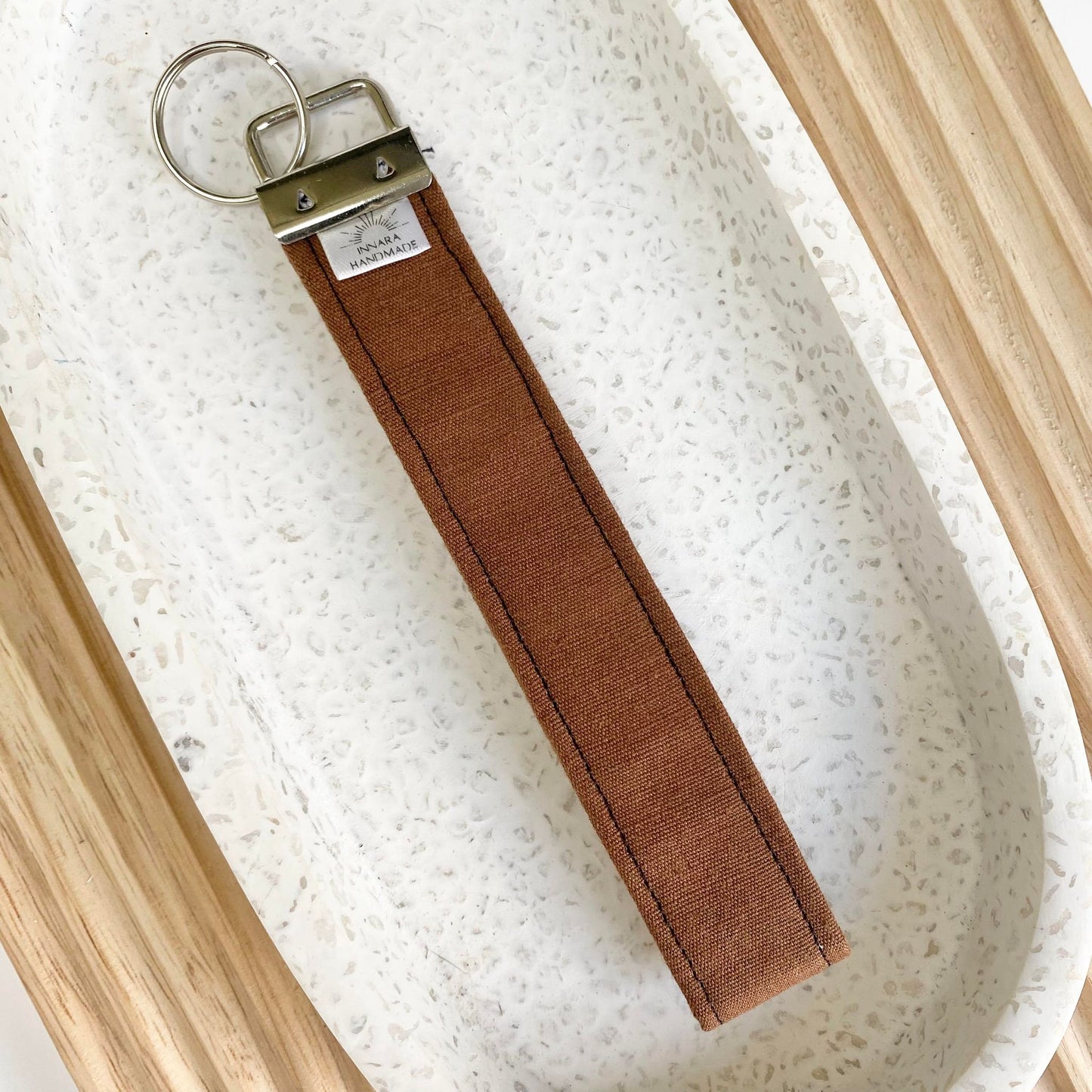 Wristlet - Toffee Linen