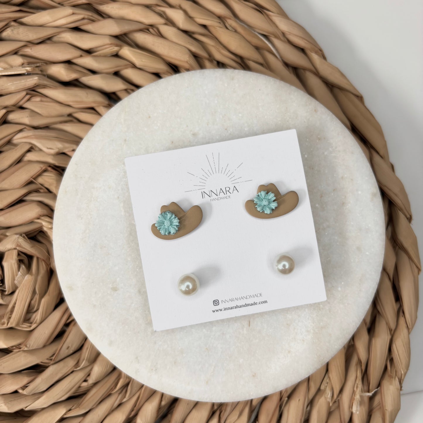 Cowgirl Hat & Pearl Pack